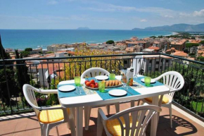 GRAND SOLEIL appartamento a Sperlonga con terrazza vista mare